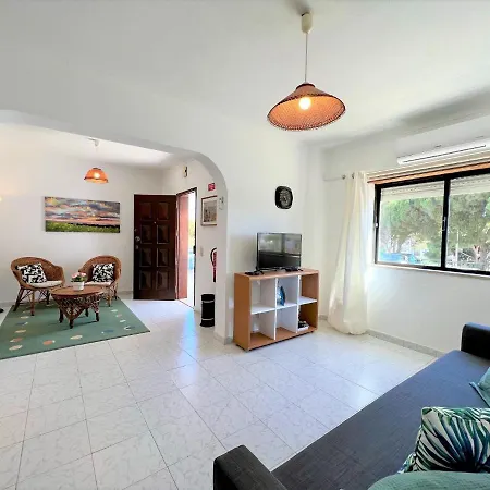Falesia Beach By Homing Appartement